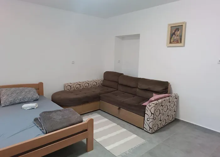Apartament Lena